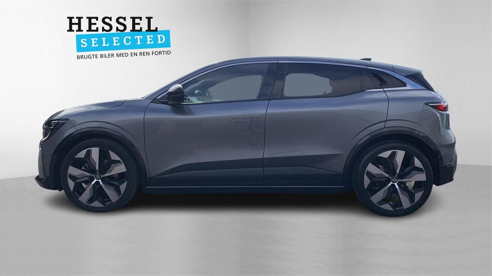 Grå Renault Megane E-Tech fra 2023