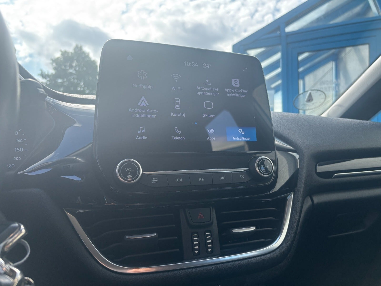 Grå Ford Fiesta fra 2020