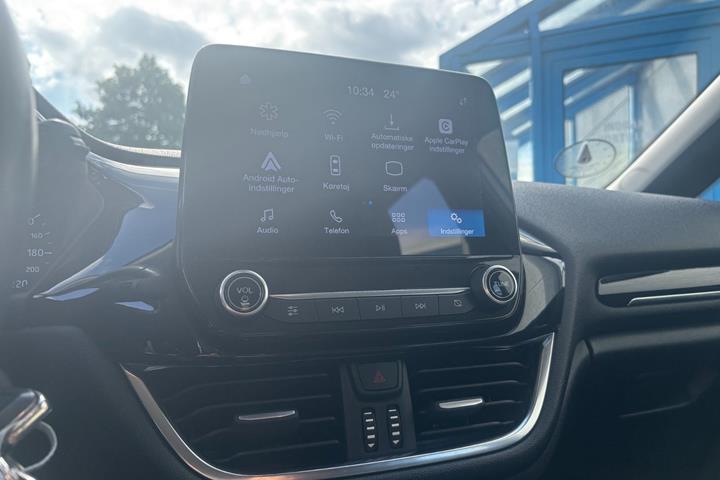Grå Ford Fiesta fra 2020
