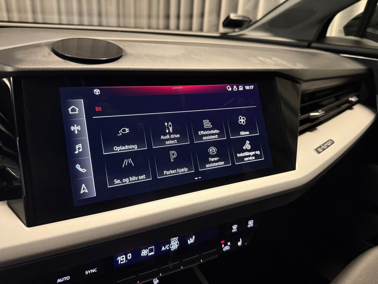 Sort Audi Q4 e-tron fra 2022
