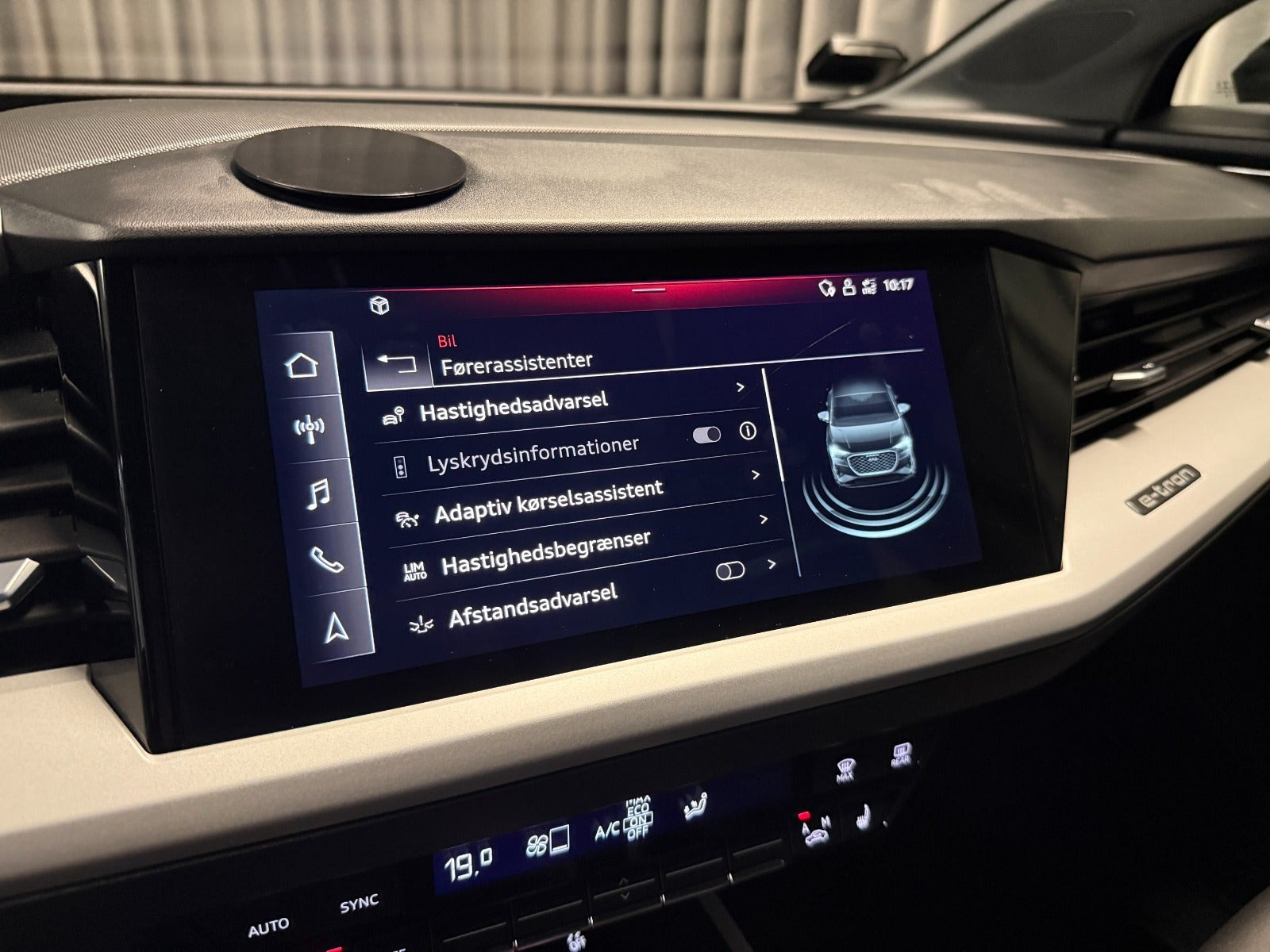 Sort Audi Q4 e-tron fra 2022