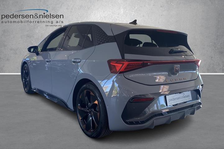 Grå Cupra Born fra 2024