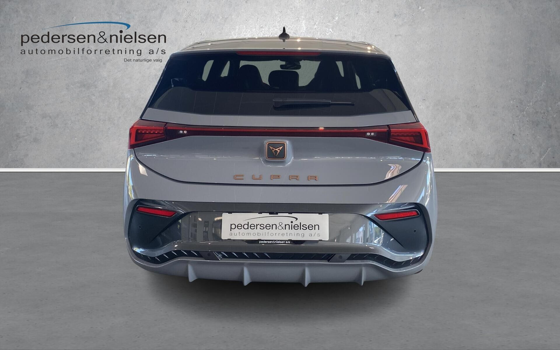 Grå Cupra Born fra 2024