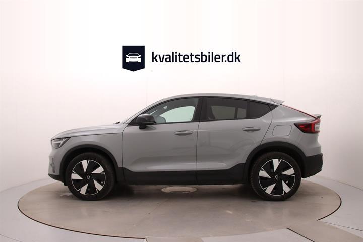Grå Volvo C40 fra 2024