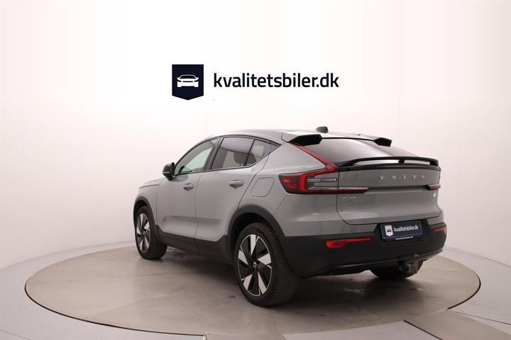 Grå Volvo C40 fra 2024