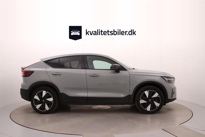 Grå Volvo C40 fra 2024