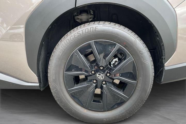 Bronze Toyota bZ4X Touring fra 2026