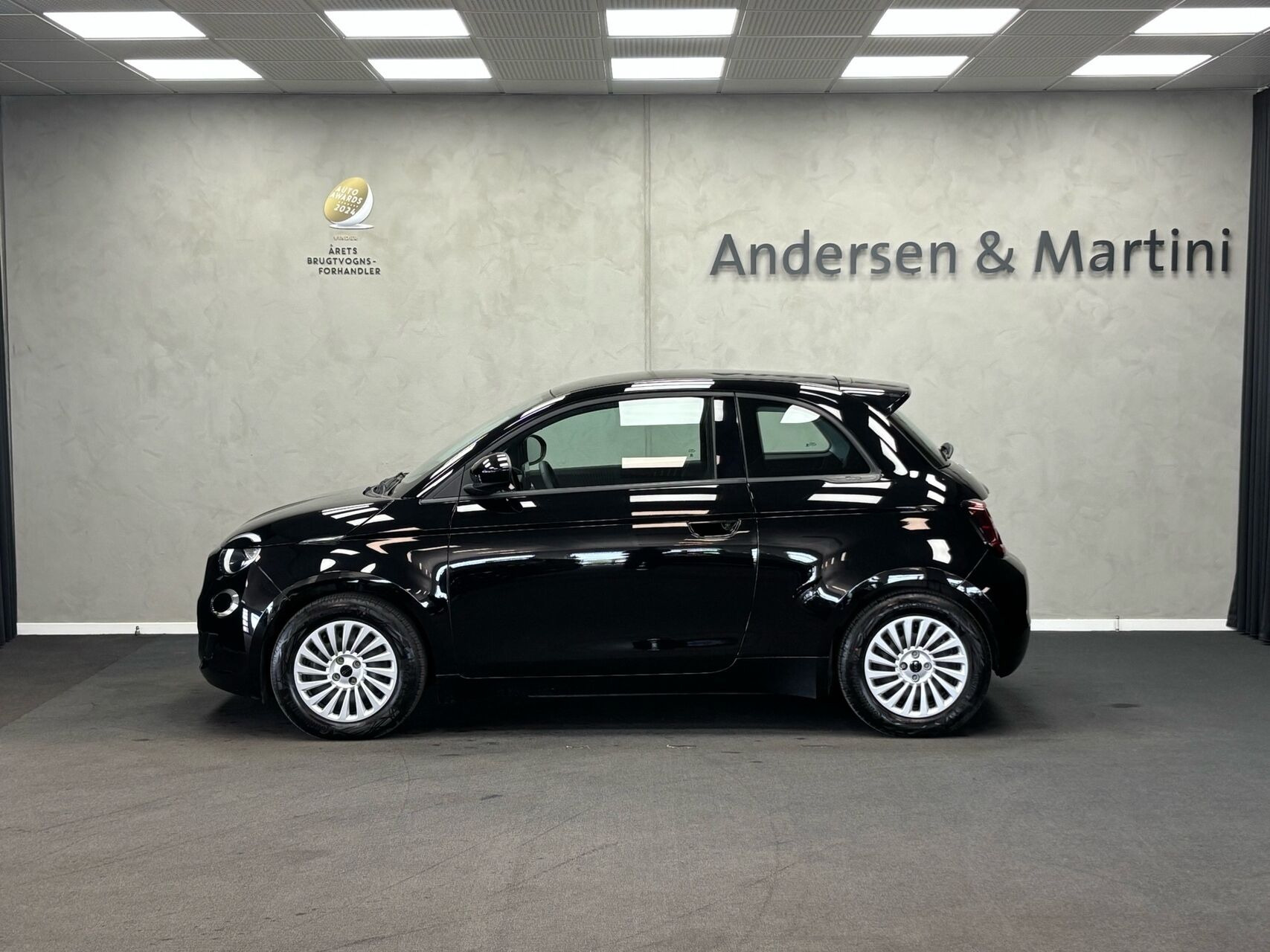 Sort Fiat 500e fra 2023