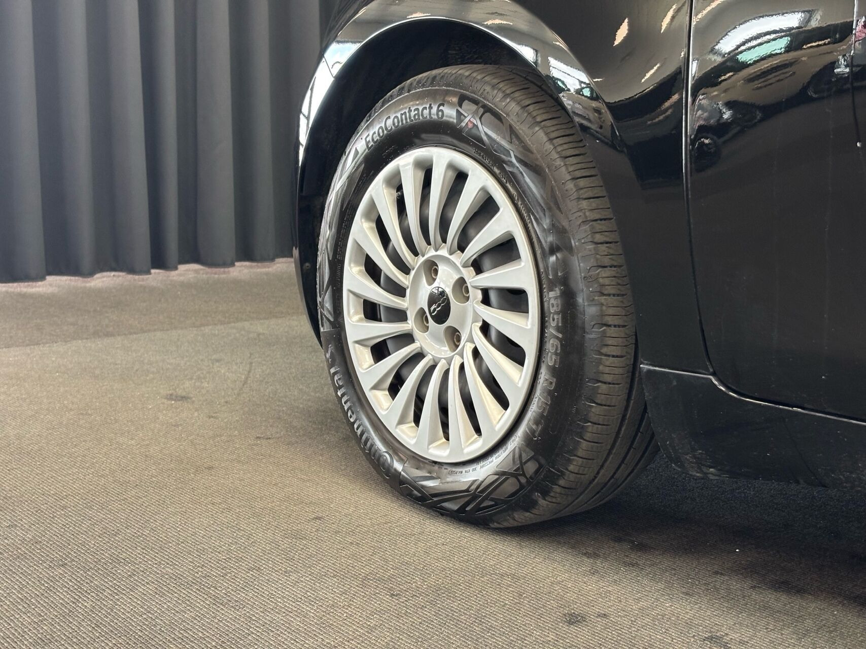 Sort Fiat 500e fra 2023