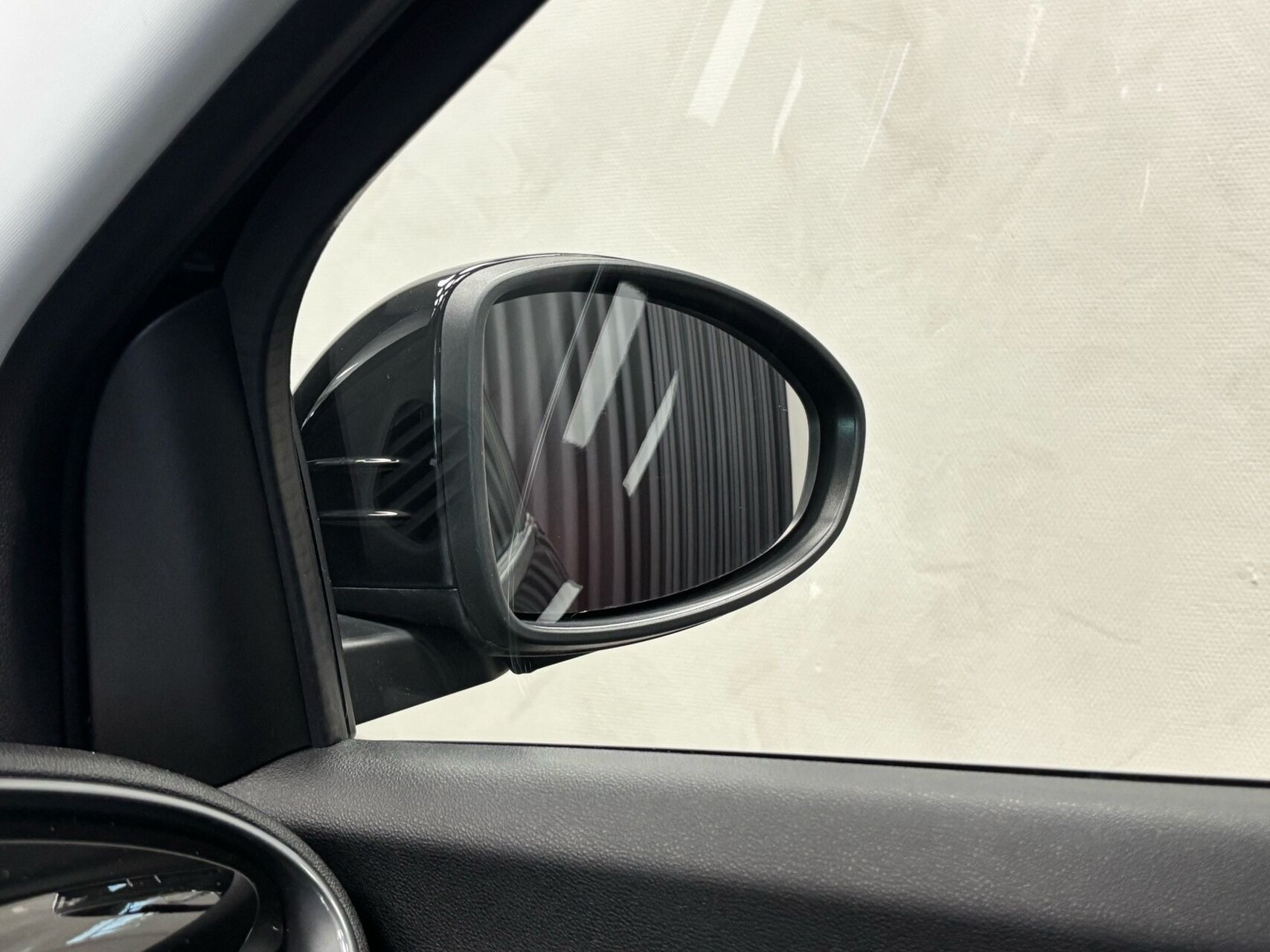 Sort Fiat 500e fra 2023