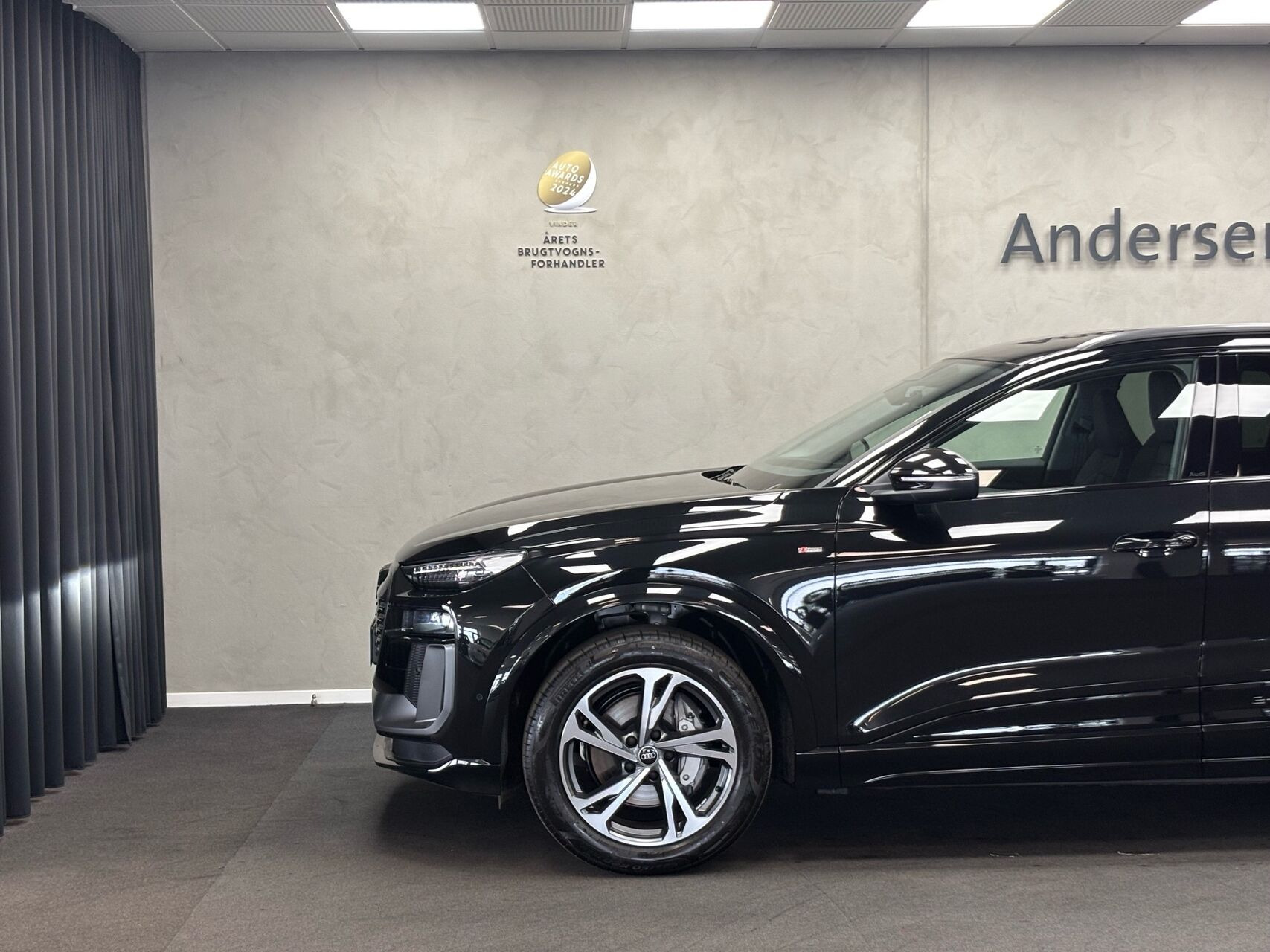 Sort Audi Q6 fra 2026