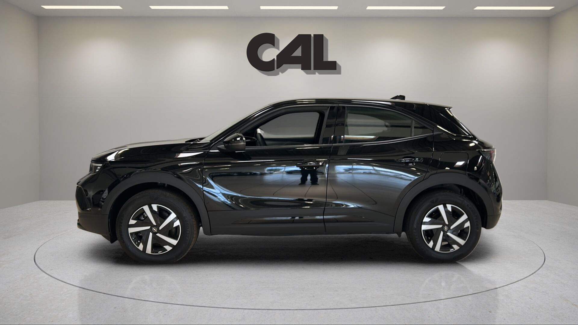 Sort Opel Mokka-e fra 2025