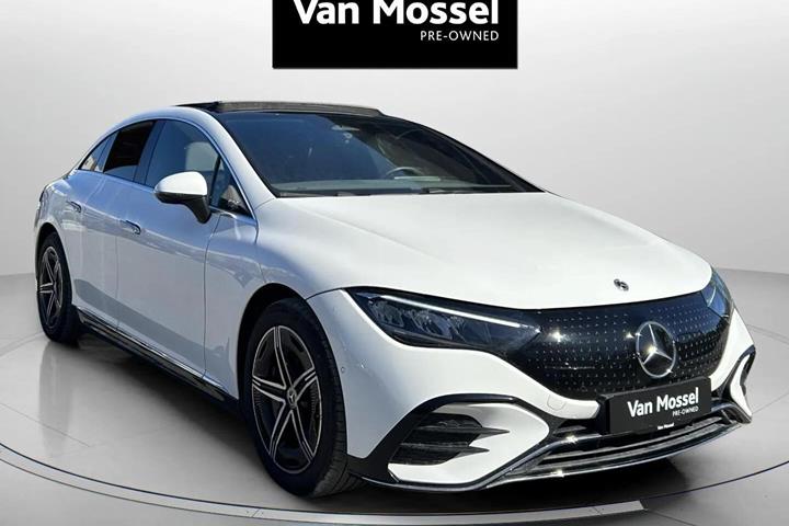 Hvid Mercedes EQE 350+ fra 2024