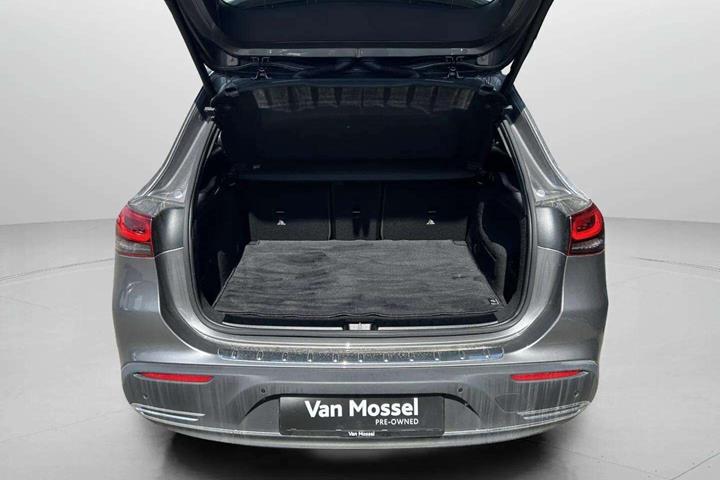 Grå Mercedes EQA 350 fra 2025
