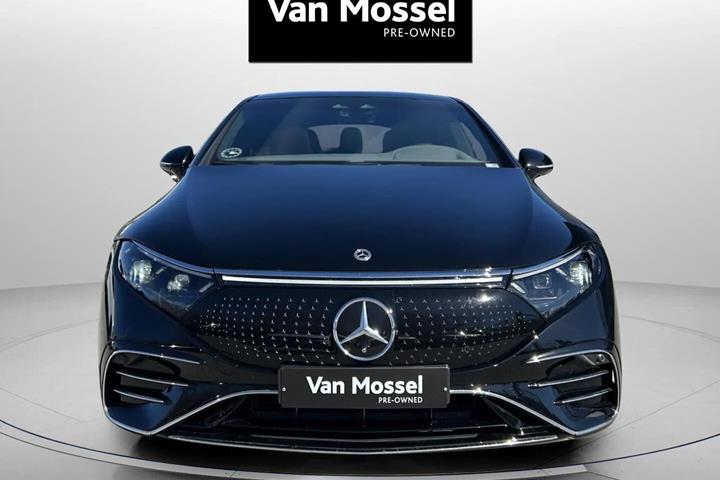 Sort Mercedes EQS 580 fra 2023