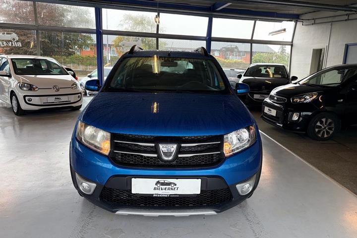 undefined Dacia Sandero fra 2015