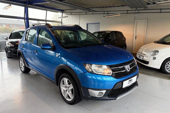 undefined Dacia Sandero fra 2015
