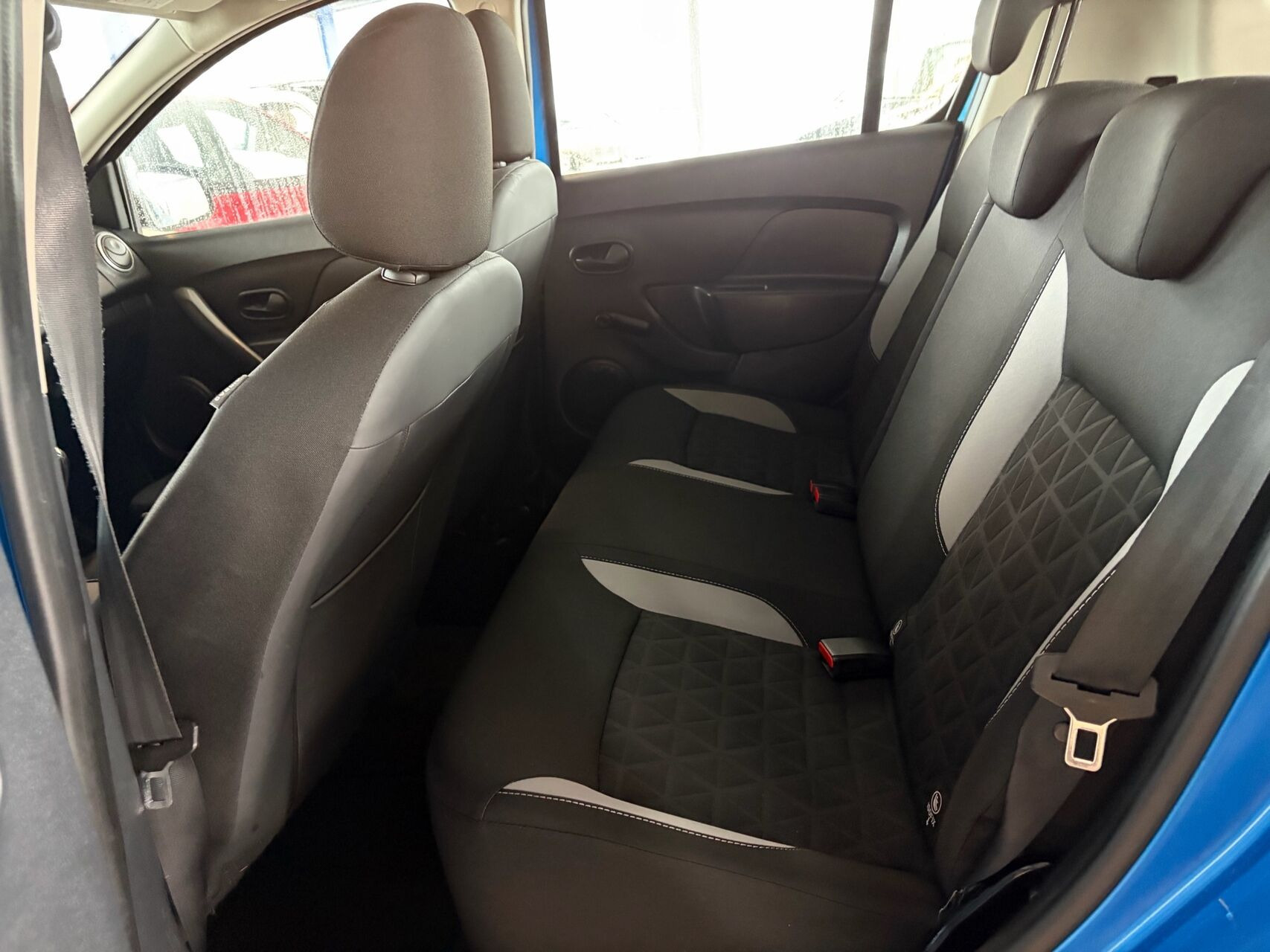 undefined Dacia Sandero fra 2015