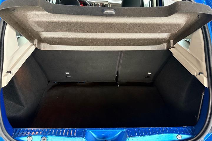 undefined Dacia Sandero fra 2015