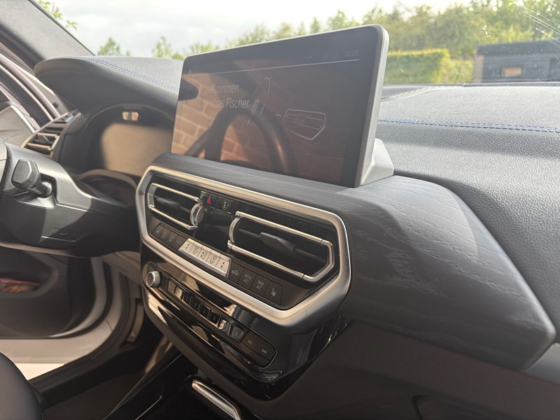 undefined BMW iX3 fra 2023