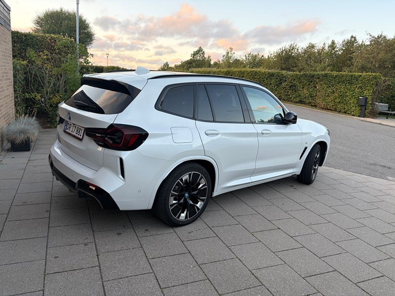 undefined BMW iX3 fra 2023