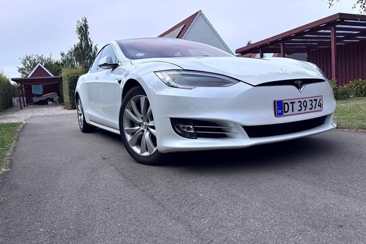 undefined Tesla Model S fra 2018