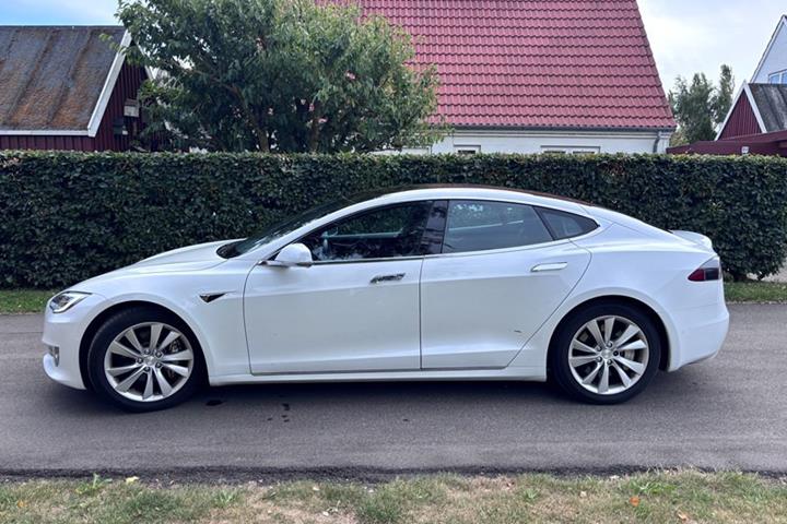 undefined Tesla Model S fra 2018