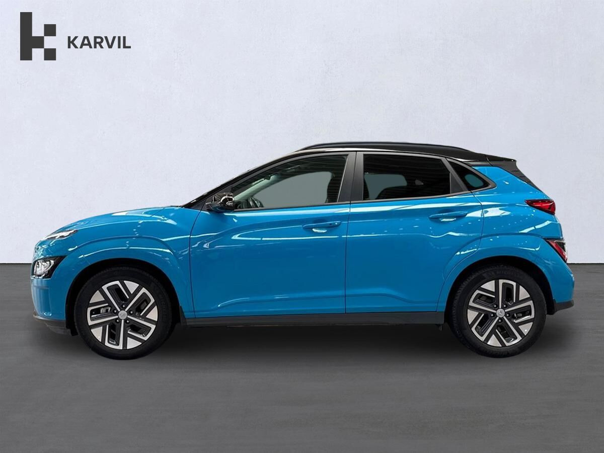 Blå Hyundai Kona fra 2021