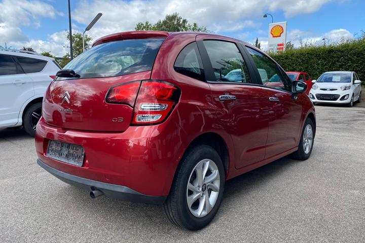 Rød Citroën C3 fra 2013