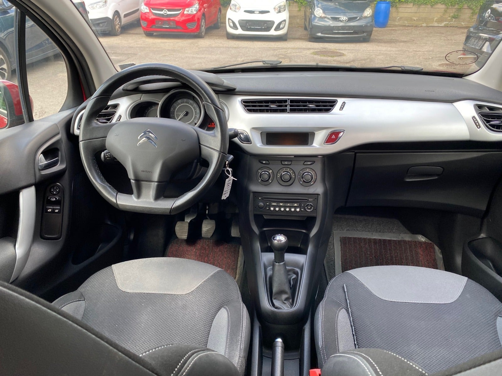 Rød Citroën C3 fra 2013