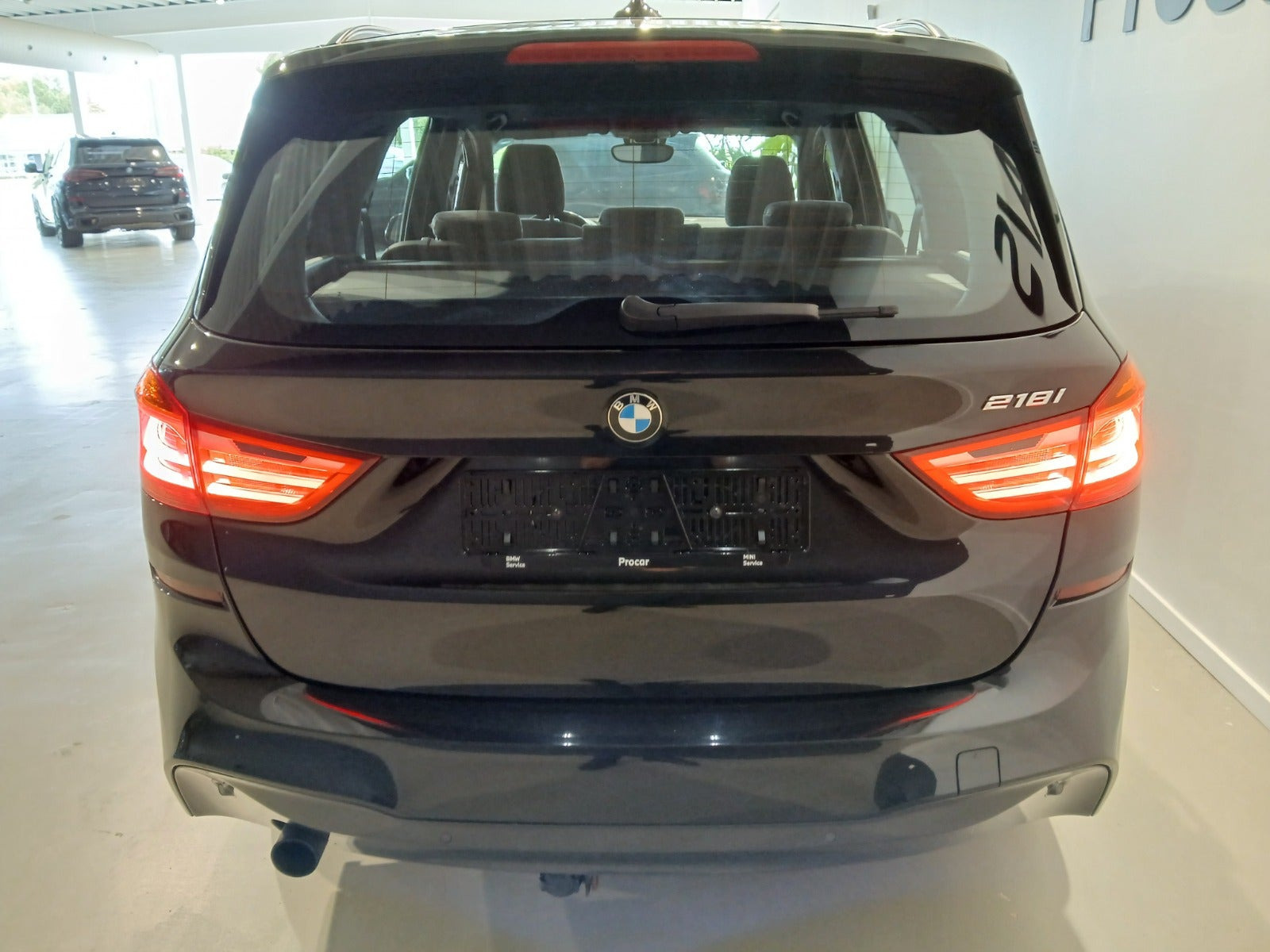 Sort BMW 218i fra 2017