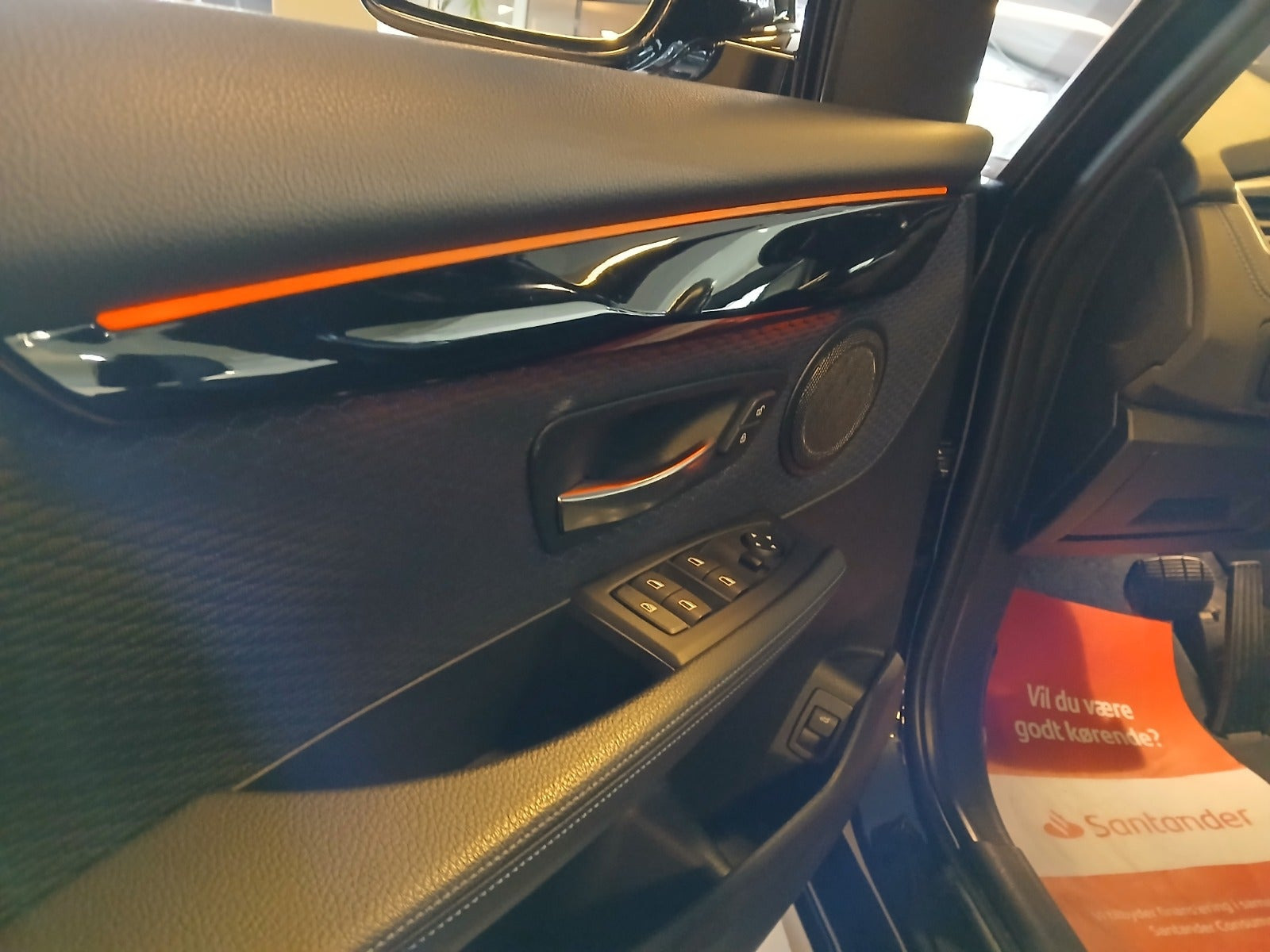 Sort BMW 218i fra 2017