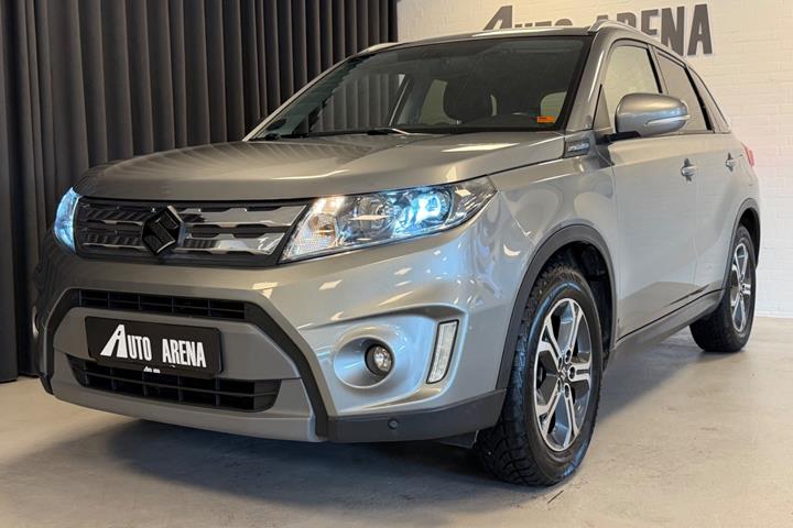 Grå Suzuki Vitara fra 2015