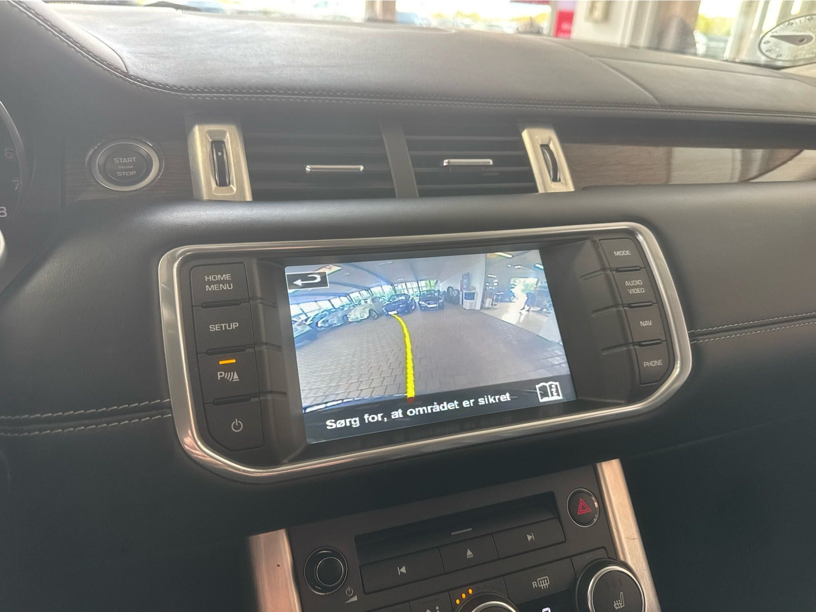 Sort Land Rover Range Rover evoque fra 2014