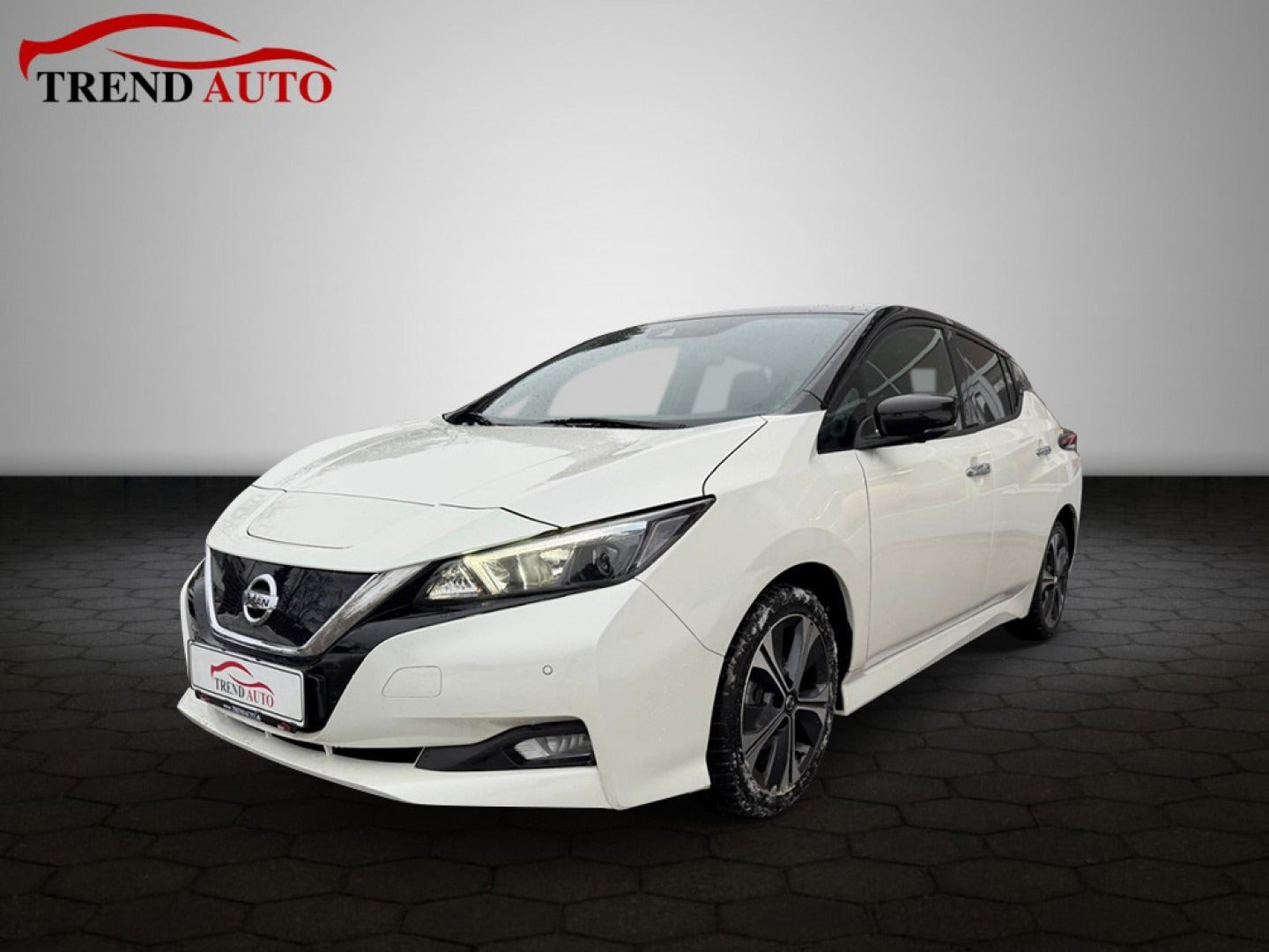 Hvid Nissan Leaf fra 2020