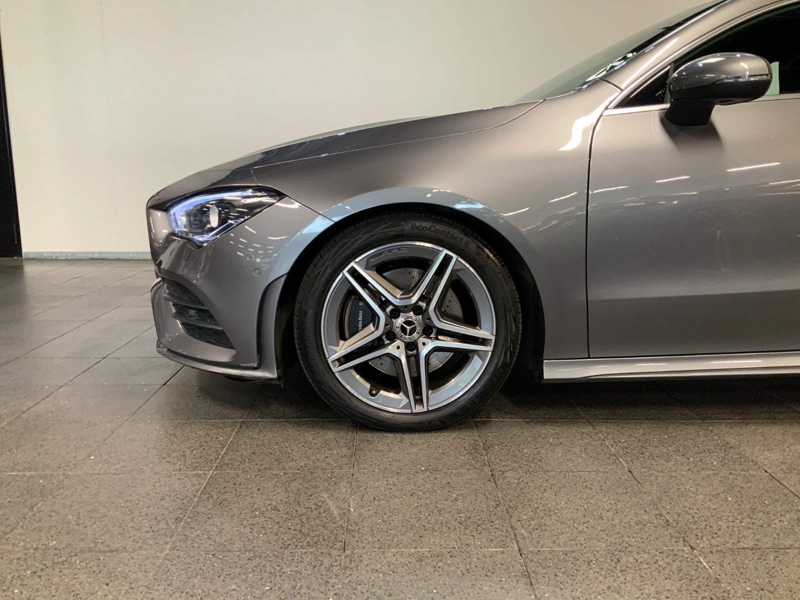 Grå Mercedes CLA200 d fra 2020