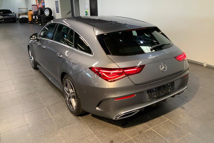 Grå Mercedes CLA200 d fra 2020