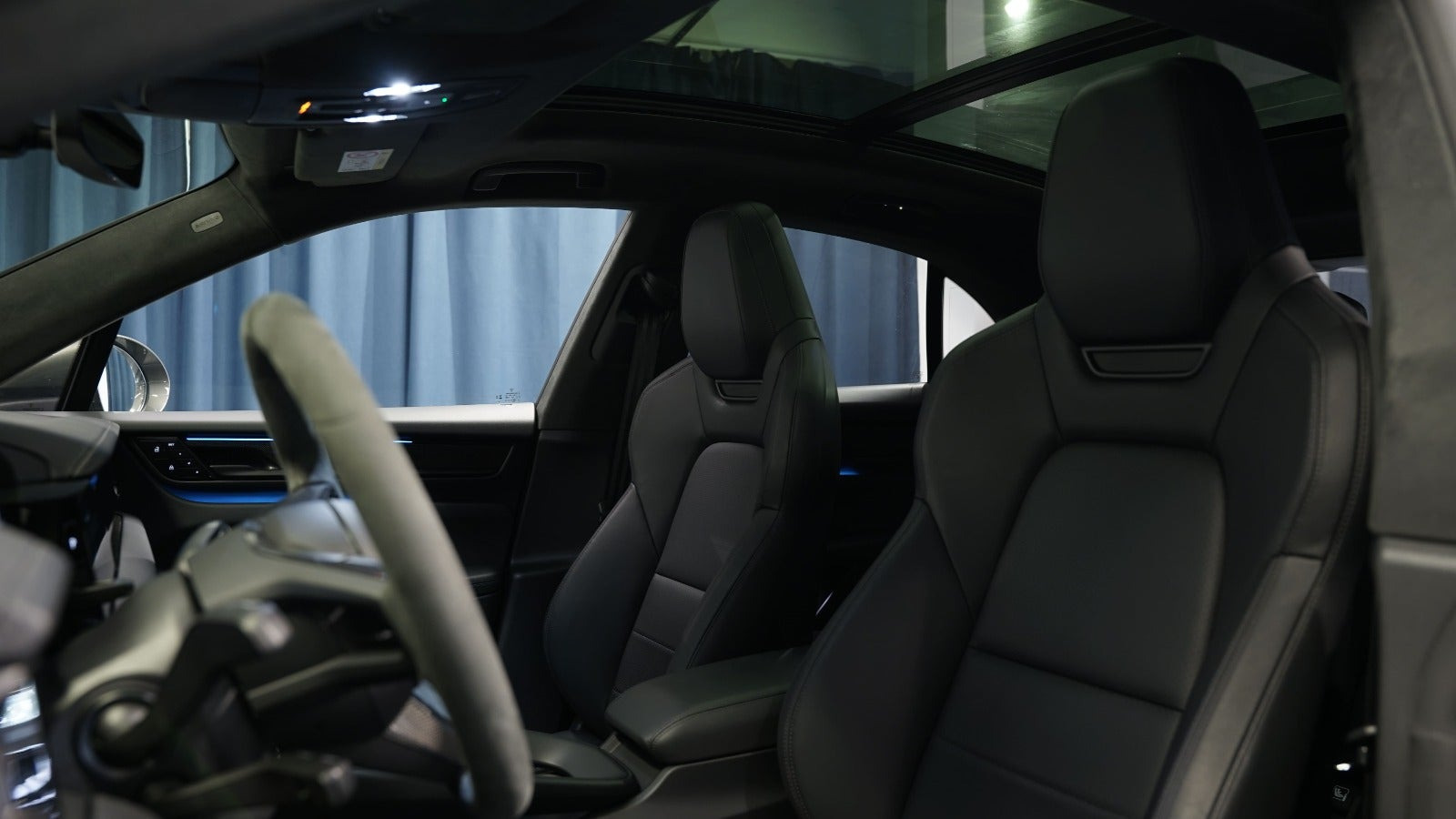 Grøn Porsche Macan 4S fra 2024