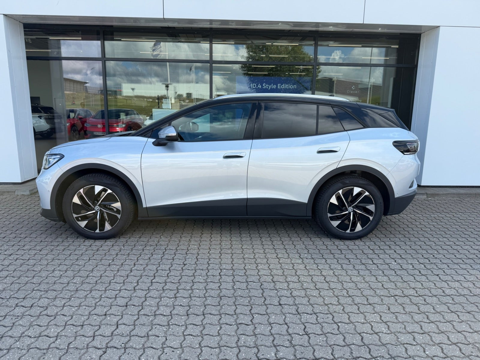 Sølv VW ID.4 fra 2025