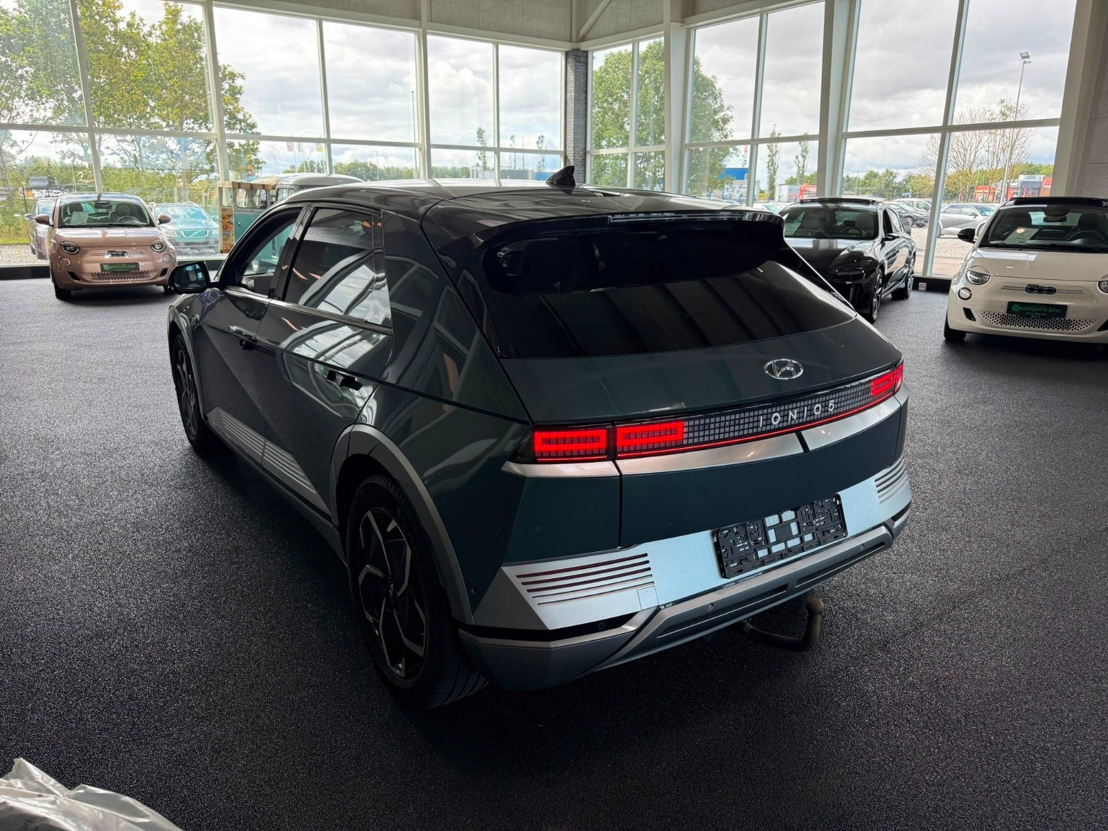 Blå Hyundai Ioniq 5 fra 2022