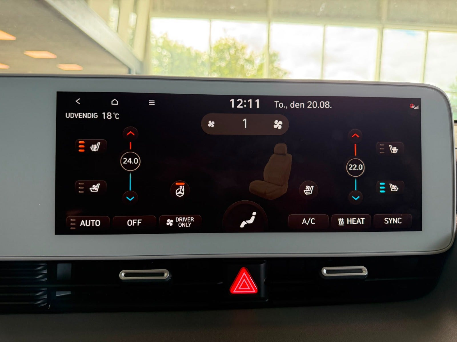 Blå Hyundai Ioniq 5 fra 2022