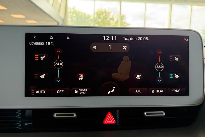Blå Hyundai Ioniq 5 fra 2022