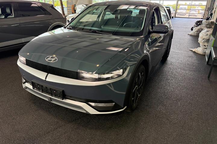Blå Hyundai Ioniq 5 fra 2021