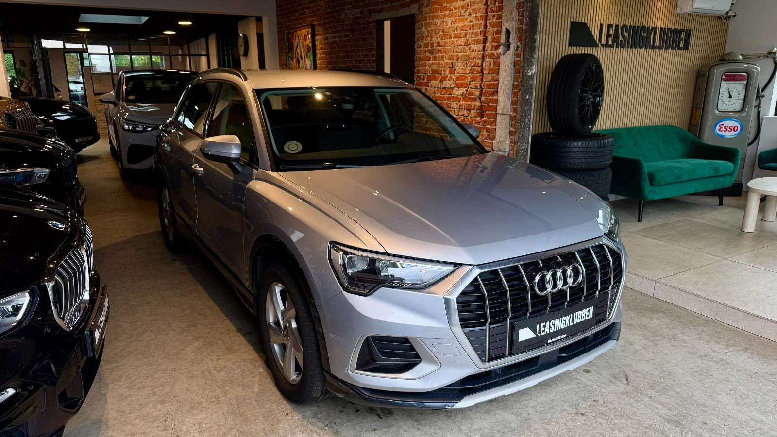 Grå Audi Q3 fra 2019