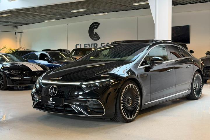 Sort Mercedes EQS53 fra 2023