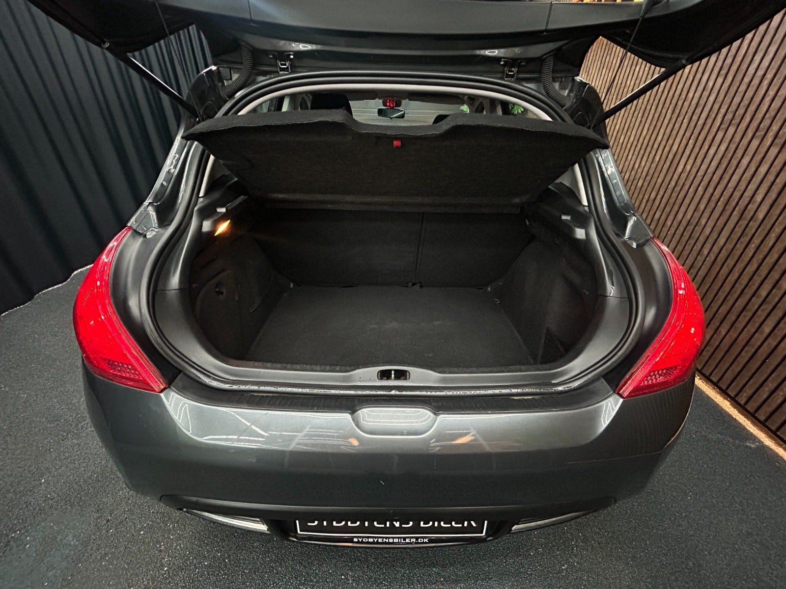 undefined Peugeot 308 fra 2010