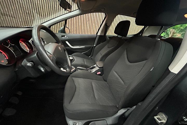 undefined Peugeot 308 fra 2010