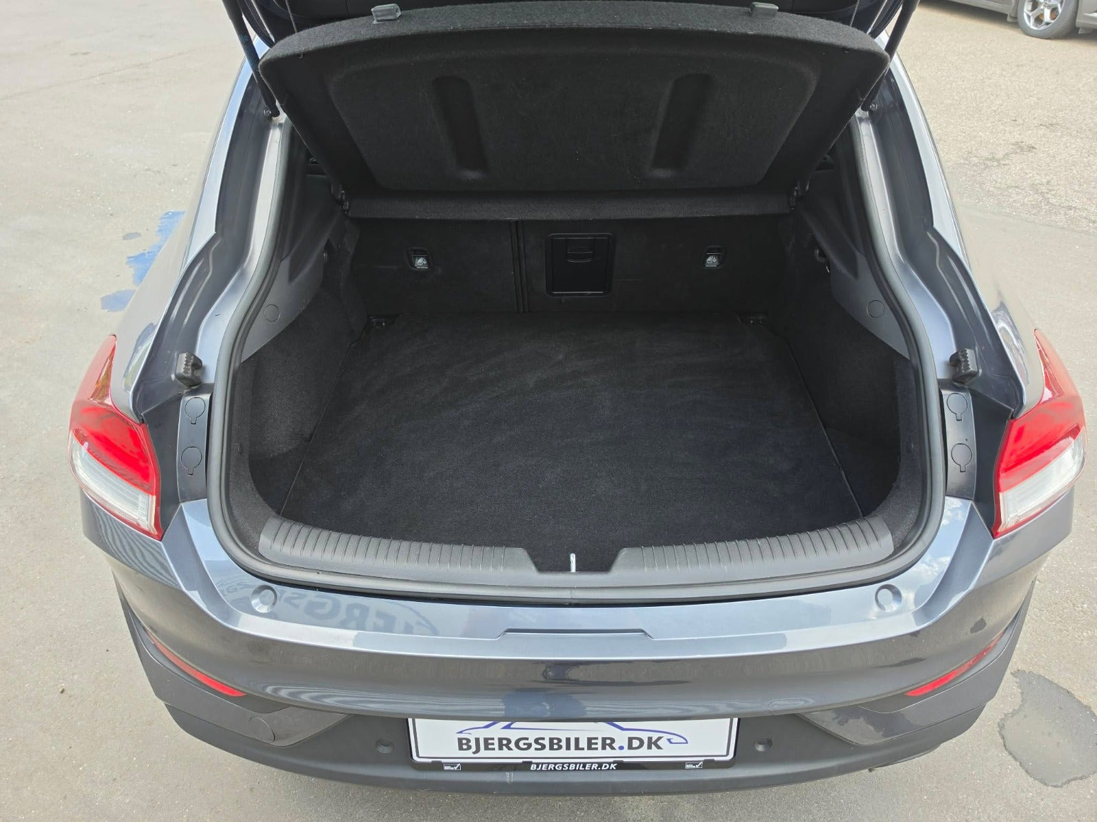 Grå Hyundai i30 fra 2017
