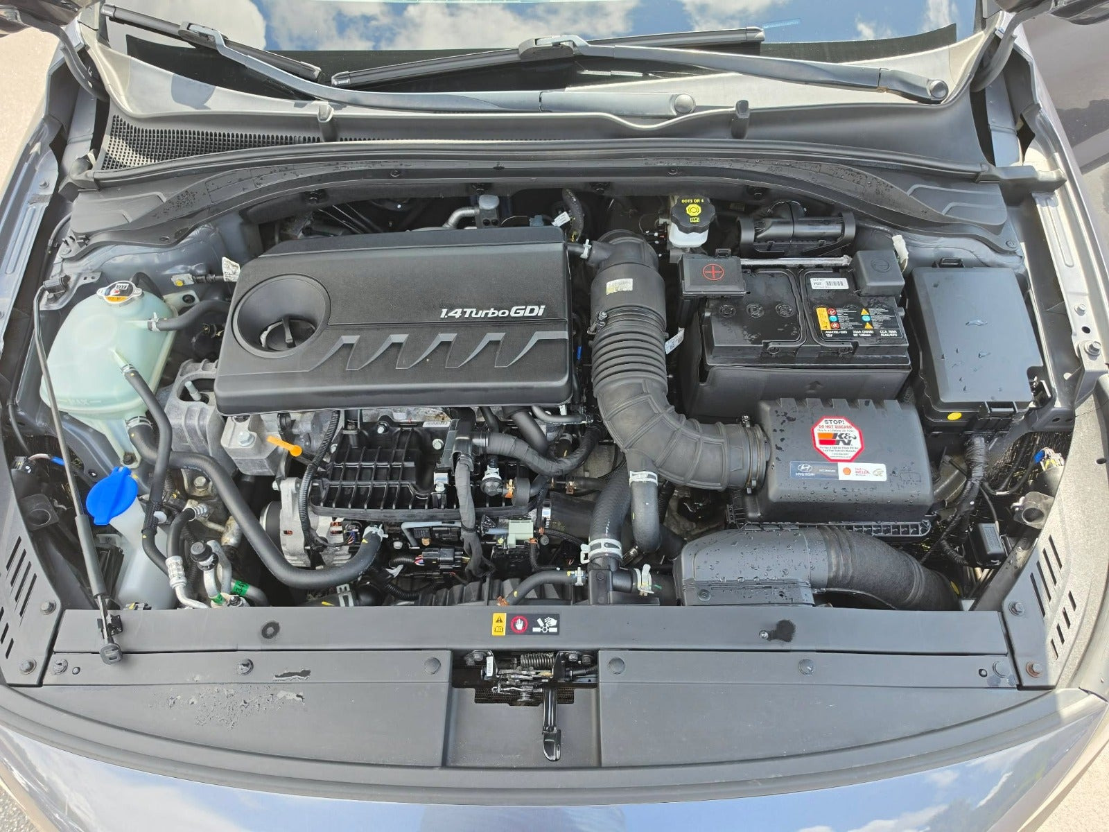 Grå Hyundai i30 fra 2017