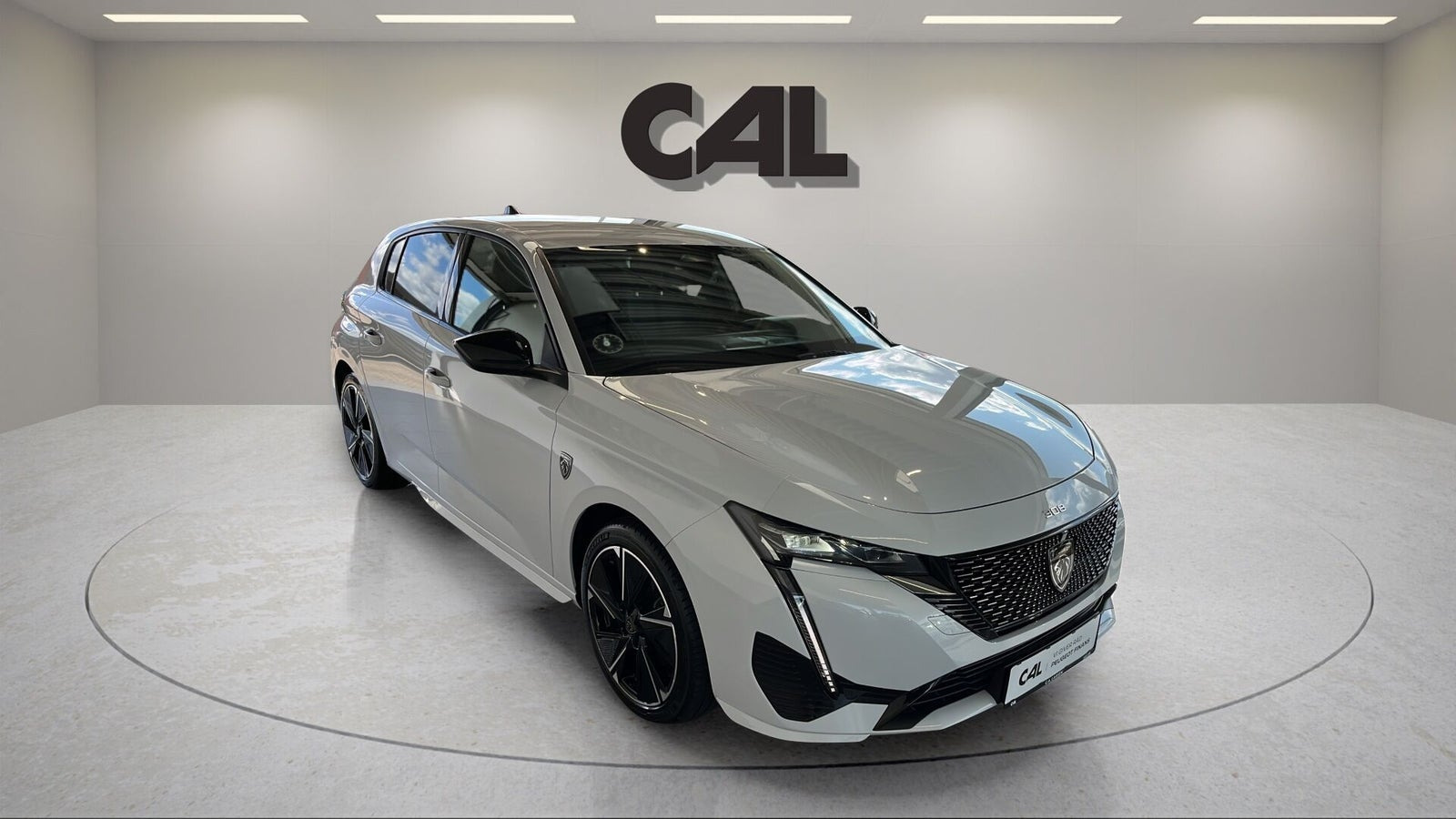 Hvid Peugeot E-308 fra 2023